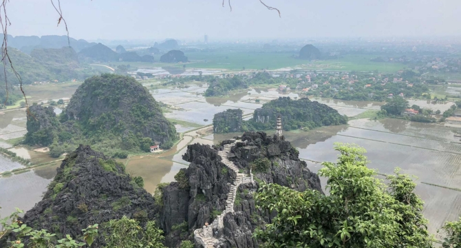 Vietnam Ninh Binh Mua Caves